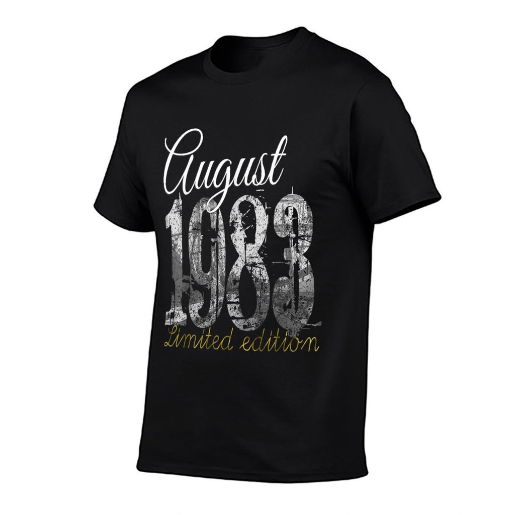 August 1983 - 40 Year Old 1983 40th Birthday  Tagless Design T-Shirt