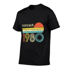 1980 40th Birthday Gift Vintage Retro Men Women 40 Years Old  Lightweight T-Shirt
