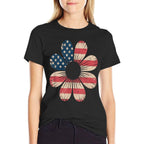 Patriotic Daisy Flower USA 4th of July Boho Retro  Rolled Sleeves T-Shirt