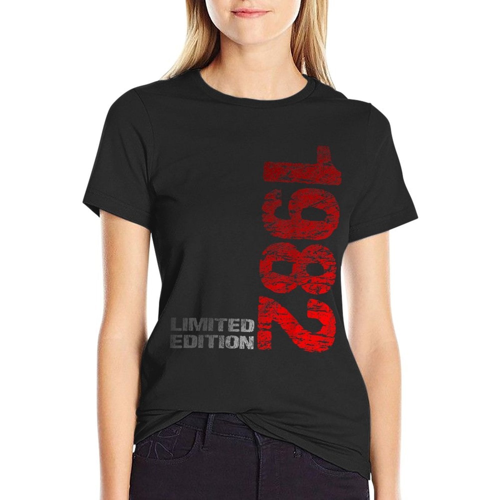 43. Birthday Man Woman 1982 Age 43 Limited Edition 1982 43th Birthday Born 1982  Slim-fit Cut T-Shirt