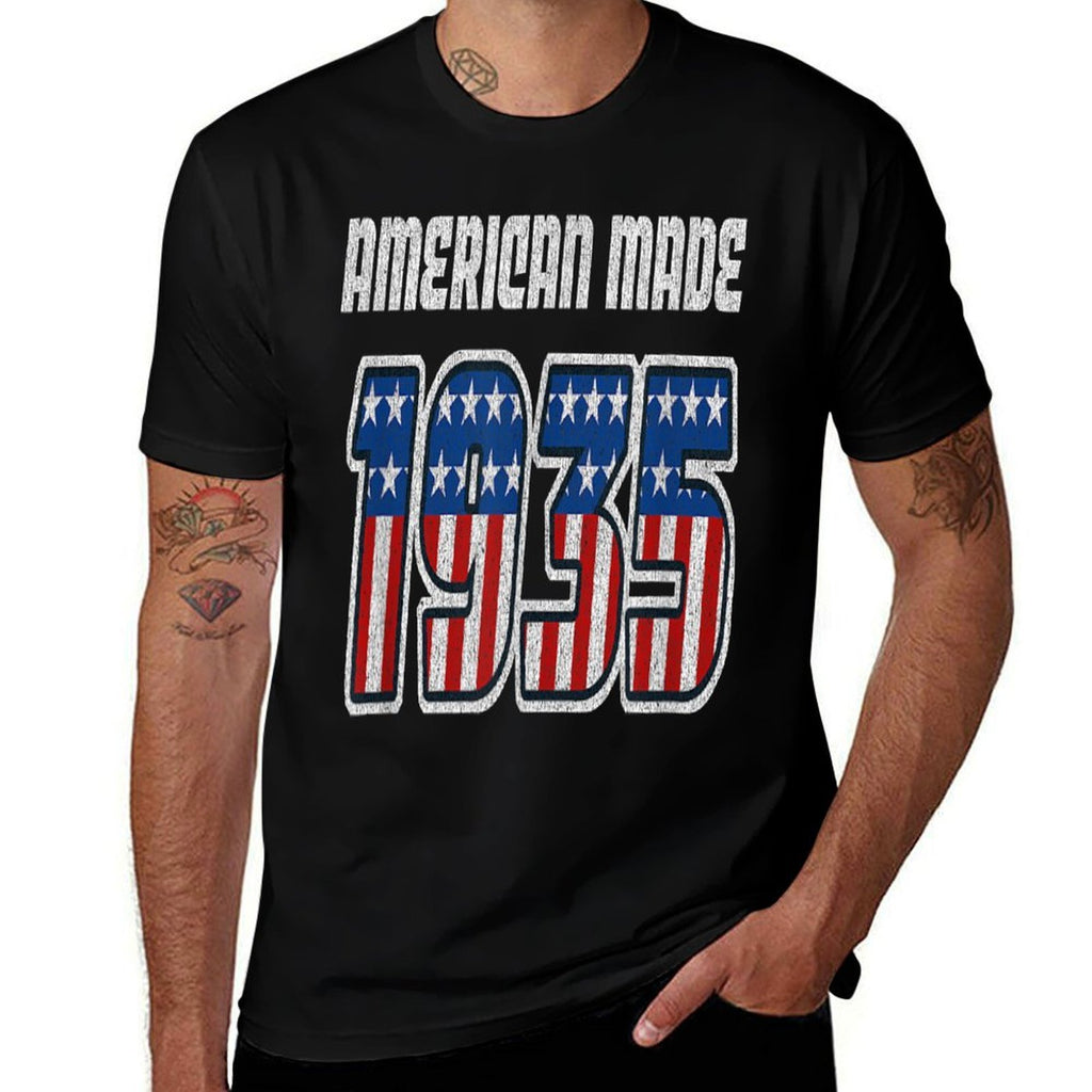 90 Year Old American USA 90th Birthday  Lightweight T-Shirt