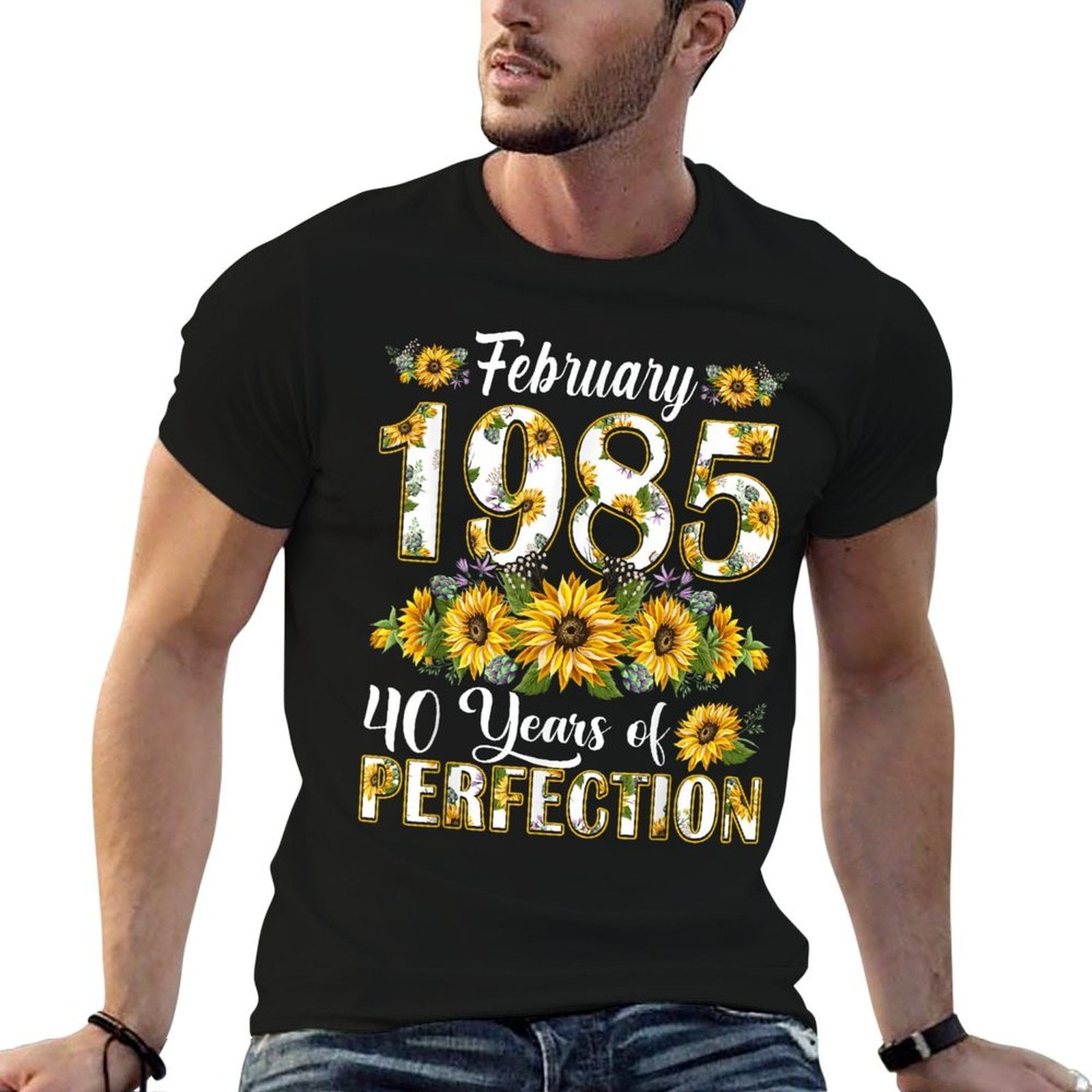 40 Year Old February 1985 Sunflower 40th Birthday Gift Women  Vintage-inspired T-Shirt
