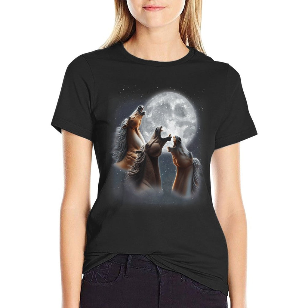 3 Horses Howling At The Moon Funny Horse Lover Equestrian  Easy-care T-Shirt