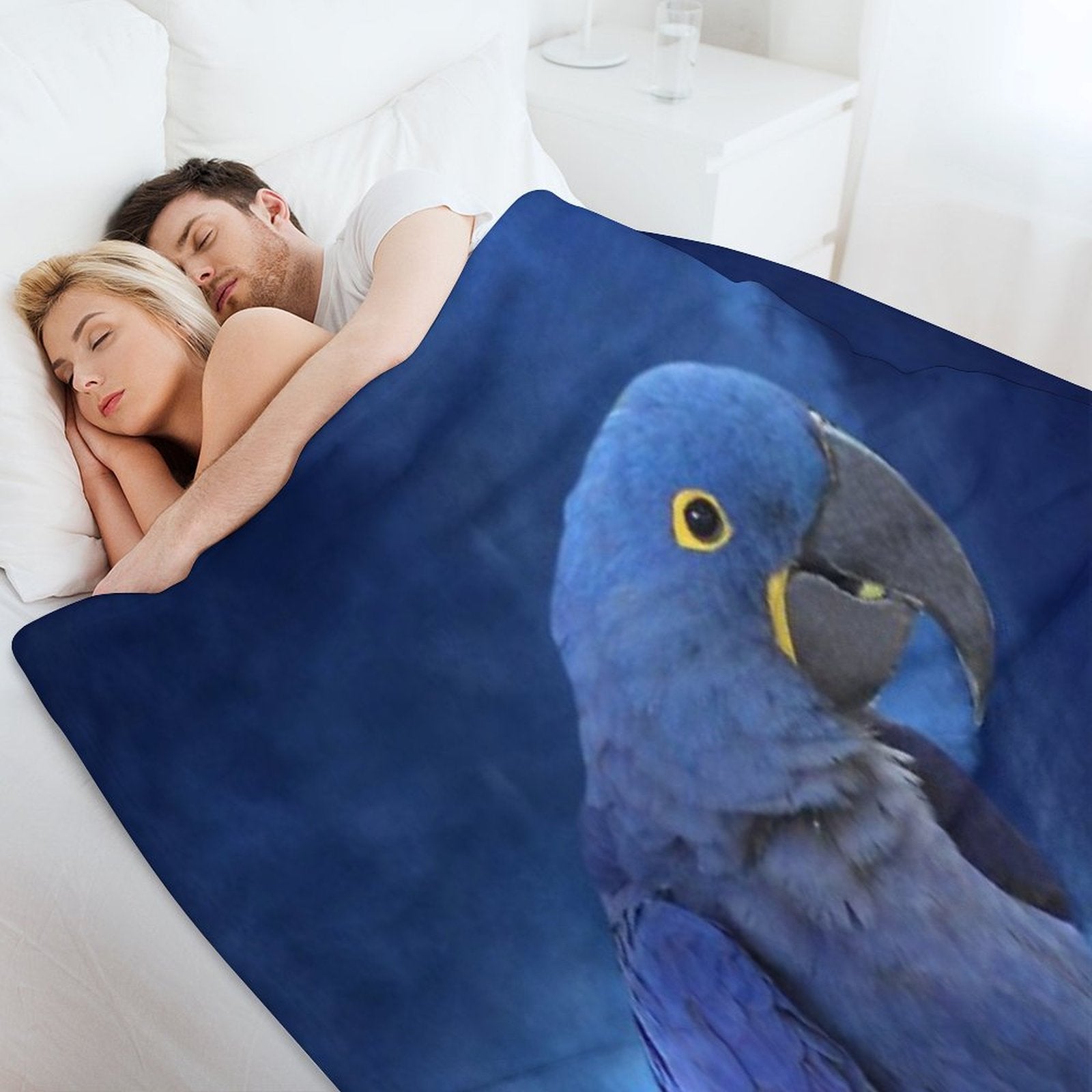 Hyacinth Macaw Compact Throw Blanket