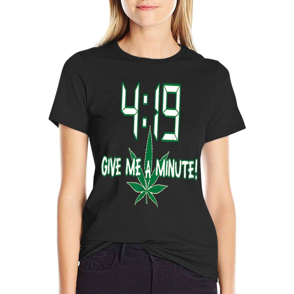 419 Give Me A Minute Humor Funny  Heathered Texture T-Shirt